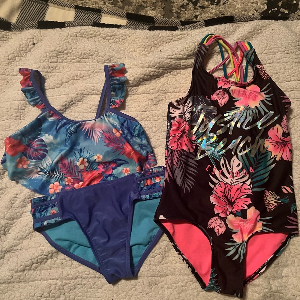 Girls swim bundle Wonder Nation & Justice size 10
